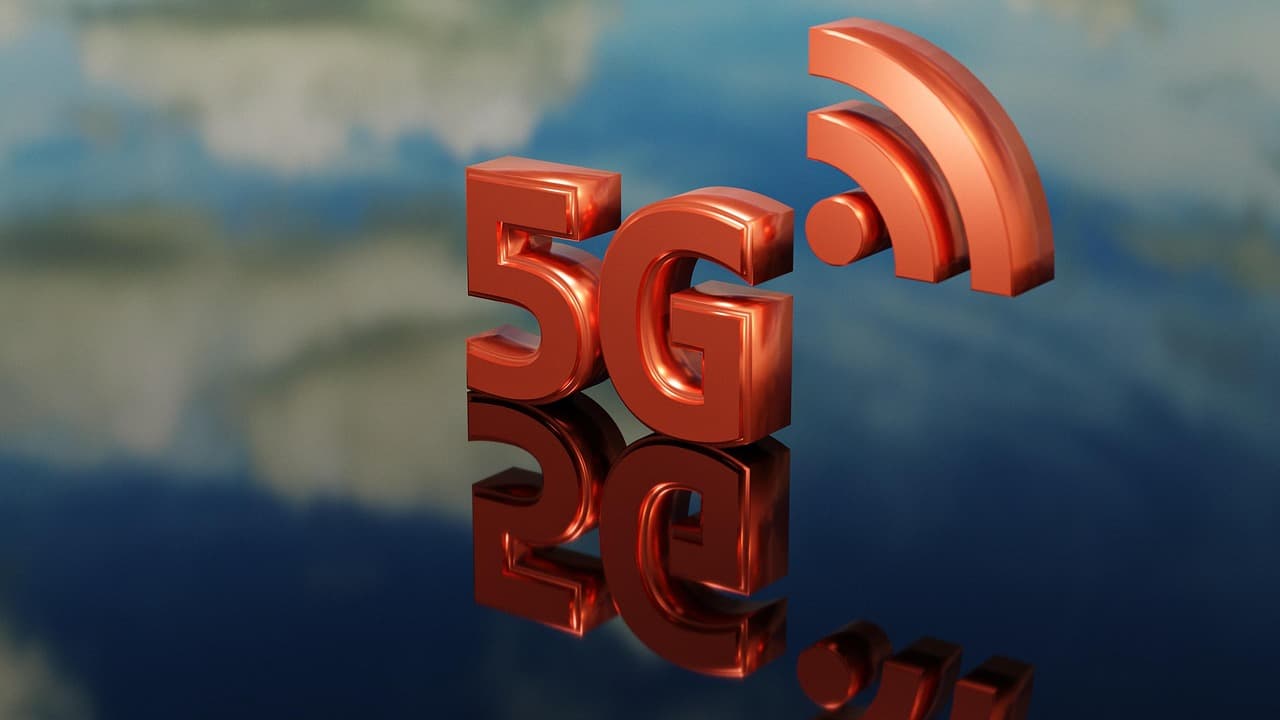 Understanding eSIM Technology: Benefits and How It Works